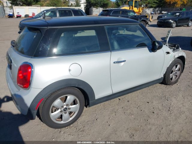 2017 MINI HARDTOP WMWXP5C3XH2G60897 Photo 3