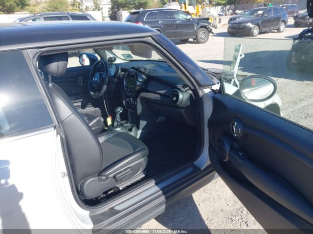 2017 MINI HARDTOP WMWXP5C3XH2G60897 Photo 4