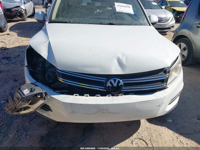 Aukcja sprzedaży 2016 Volkswagen Tiguan S, vin: WVGAV7AX0GW574689, numer aukcji: 43604698
