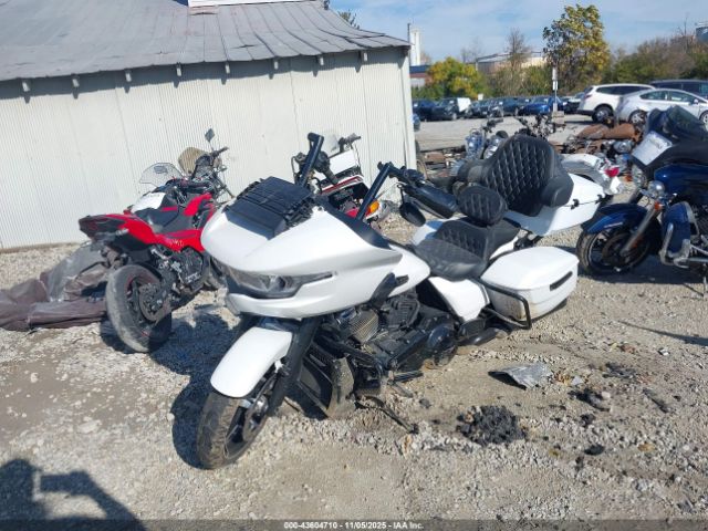 2024 HARLEY-DAVIDSON FLTRX 1HD1KH71XRB605445 Photo 1