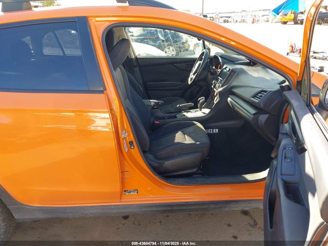 2018 SUBARU CROSSTREK JF2GTADC6J8219050 Photo 4