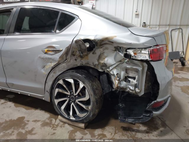 2017 ACURA ILX 19UDE2F8XHA010408 Photo 5