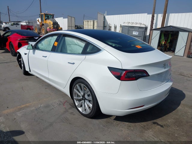5YJ3E1EBXJF111642 Tesla Model 3 Long Range/performance