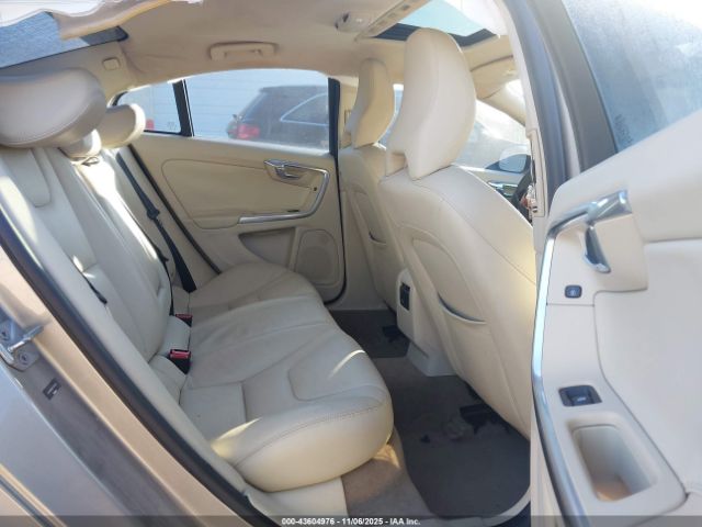 2015 VOLVO S60 YV140MFBXF1306010 Photo 7