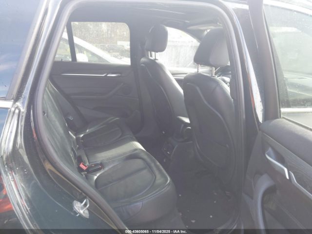 2017 BMW X1 WBXHT3C38H5F72360 Photo 7