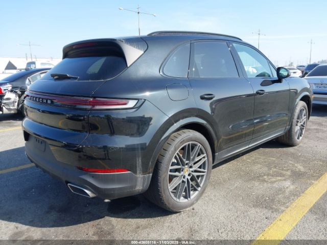 2024 PORSCHE CAYENNE WP1AA2AY2RDA03634 Photo 3