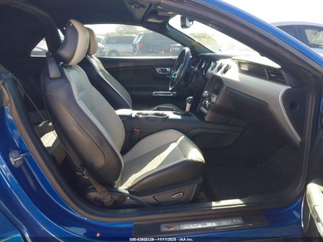 2017 FORD MUSTANG 1FATP8UH3H5296076 Photo 4