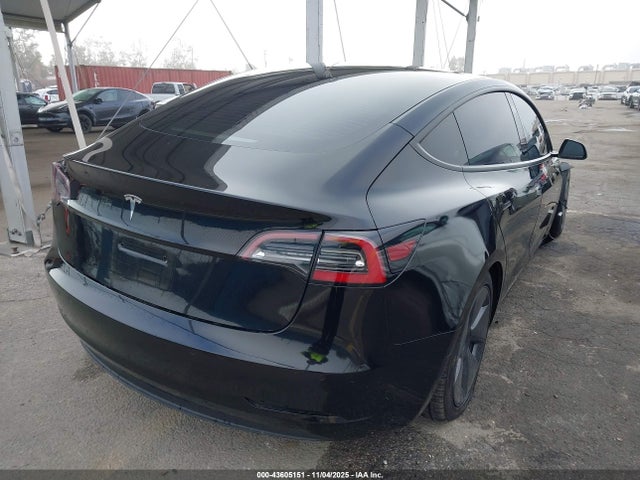 2022 TESLA MODEL 3 5YJ3E1EB6NF130632 Photo 3