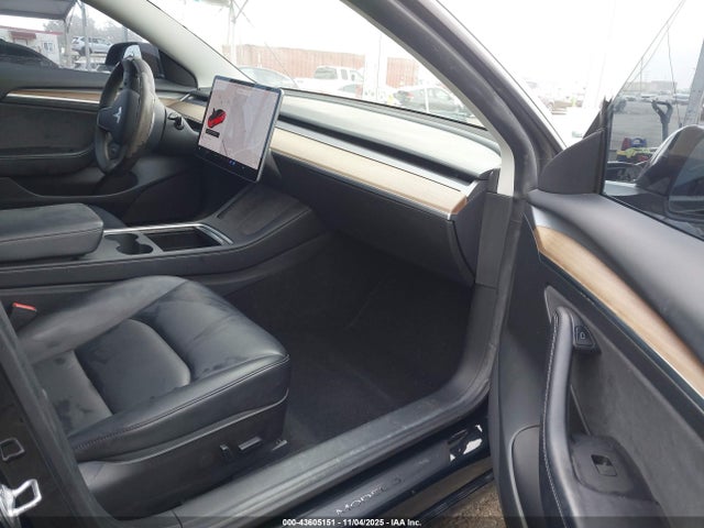 2022 TESLA MODEL 3 5YJ3E1EB6NF130632 Photo 4