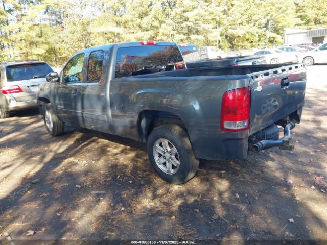 2011 GMC SIERRA 1500 1GTR1VE0XBZ105041 Photo 2