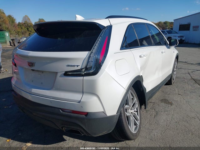 2023 CADILLAC XT4 1GYFZER41PF207565 Photo 3