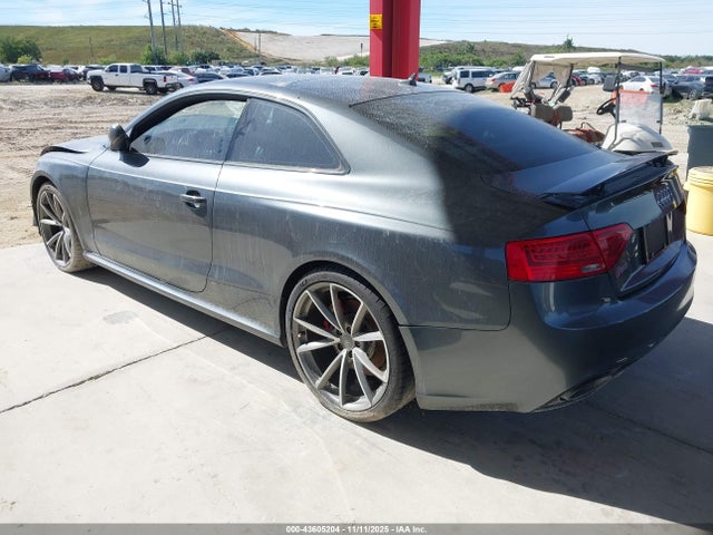 2015 AUDI RS 5 WUAC6AFR4FA900915 Photo 2