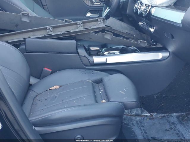 2020 MERCEDES-BENZ GLB 250 W1N4M4GB6LW059990 Photo 4