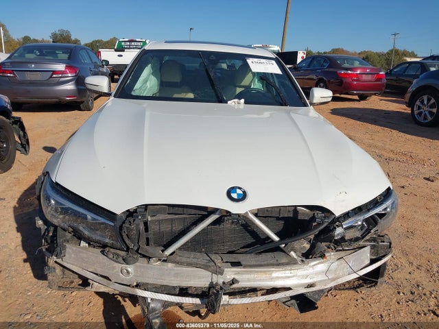 43605379 :رقم المزاد ، 3MW5R7J09L8B14718 vin ، 2020 Bmw 3 Series 330i Xdrive مزاد بيع