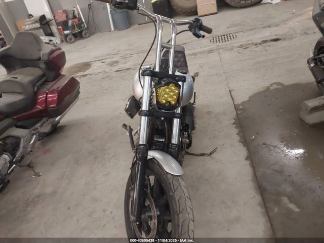 2016 HARLEY-DAVIDSON FXDLS 1HD1GS82XGC329328 Photo 4