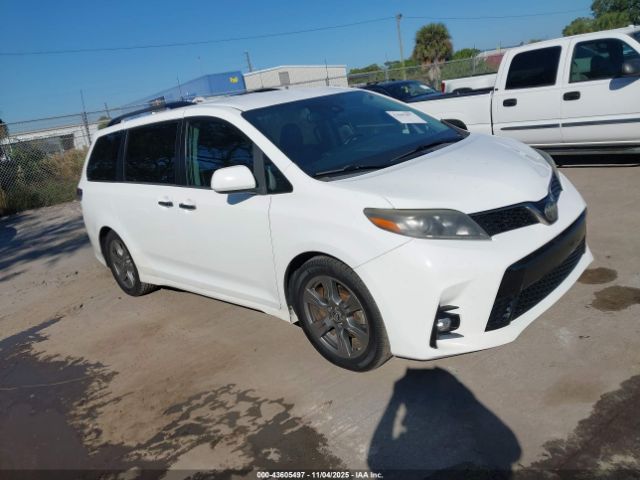 2018 TOYOTA SIENNA 5TDXZ3DC8JS911623