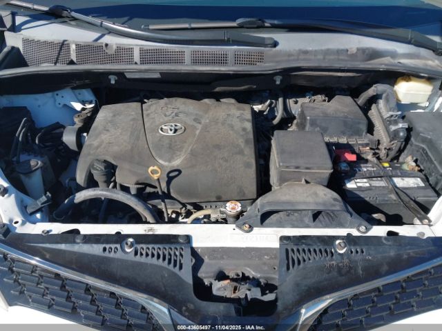 2018 TOYOTA SIENNA 5TDXZ3DC8JS911623 Photo 9