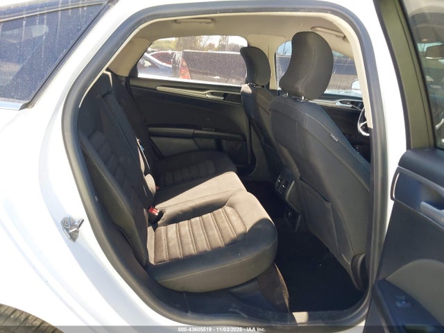 Auction sale of the 2019 Ford Fusion Hybrid Se, vin: 3FA6P0LU8KR148653, lot number: 43605519