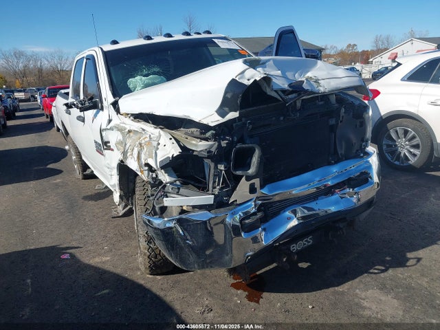 Продаж на аукціоні авто 2018 Ram 2500 Tradesman  4x4 6'4 Box, vin: 3C6UR5CLXJG405653, номер лоту: 43605572