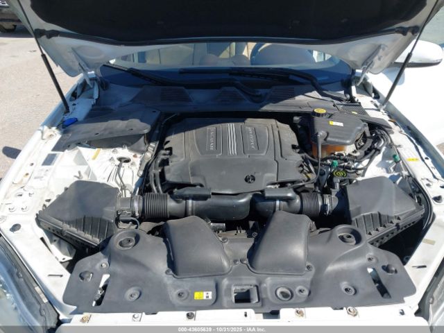 2015 JAGUAR XJ SAJWA2GZ9F8V84076 Photo 9