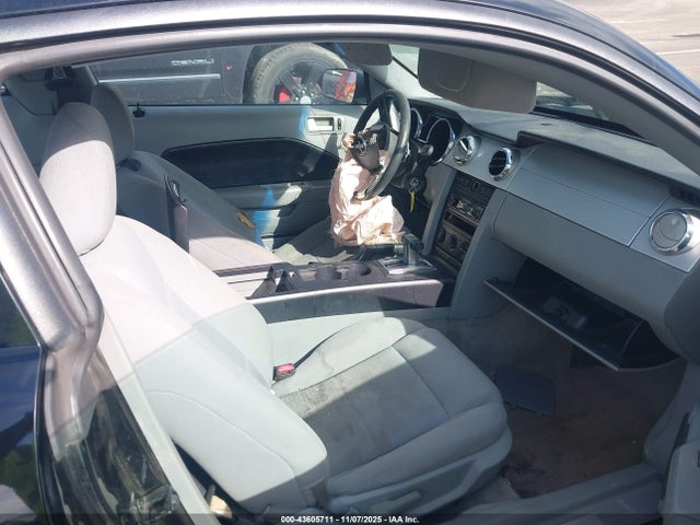 2006 FORD MUSTANG 1ZVFT80N365231740 Photo 4