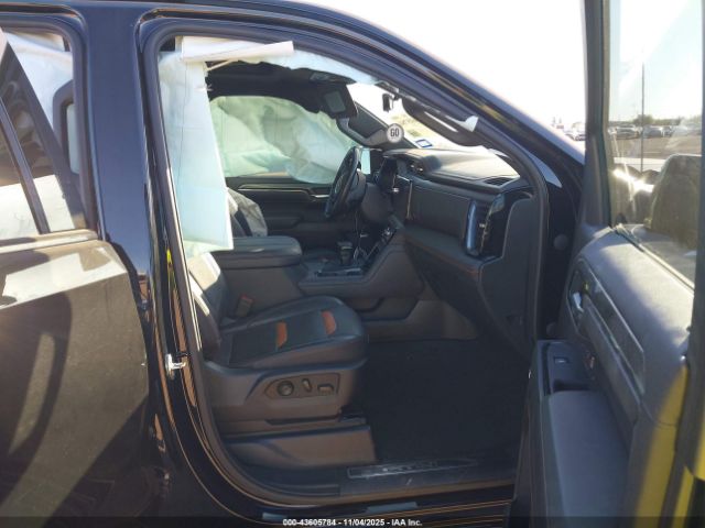 2023 GMC SIERRA 1500 3GTUUEE83PG112895 Photo 4