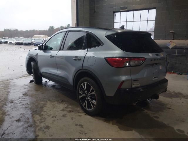 2022 FORD ESCAPE 1FMCU9H95NUA13296 Photo 2