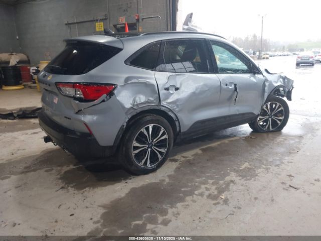 2022 FORD ESCAPE 1FMCU9H95NUA13296 Photo 3