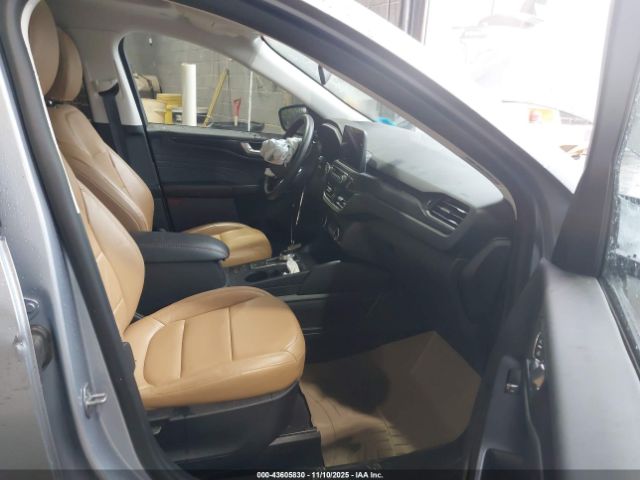 2022 FORD ESCAPE 1FMCU9H95NUA13296 Photo 4