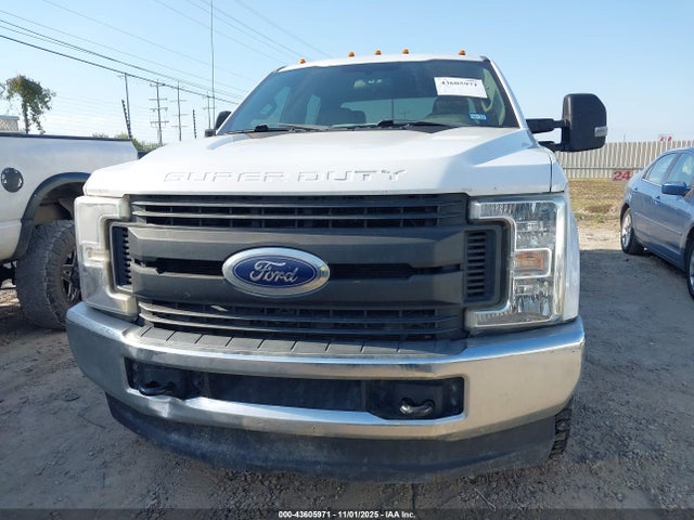 1FT8W3DT5JEC90277 Ford F-350