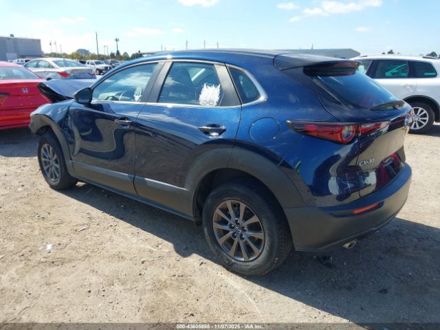 2021 MAZDA CX-30 3MVDMAAL9MM270477 Photo 2