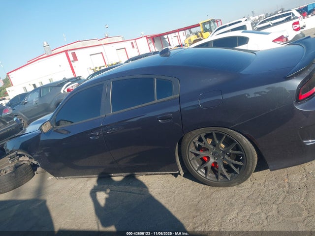 2C3CDXGJ8JH152411 Dodge Charger R/t Scat Pack Rwd