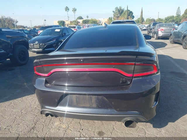 2C3CDXGJ8JH152411 Dodge Charger R/t Scat Pack Rwd