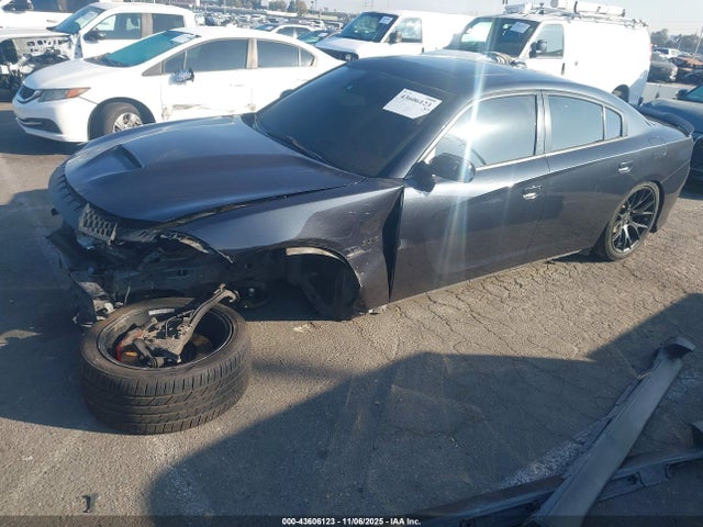 2C3CDXGJ8JH152411 Dodge Charger R/t Scat Pack Rwd