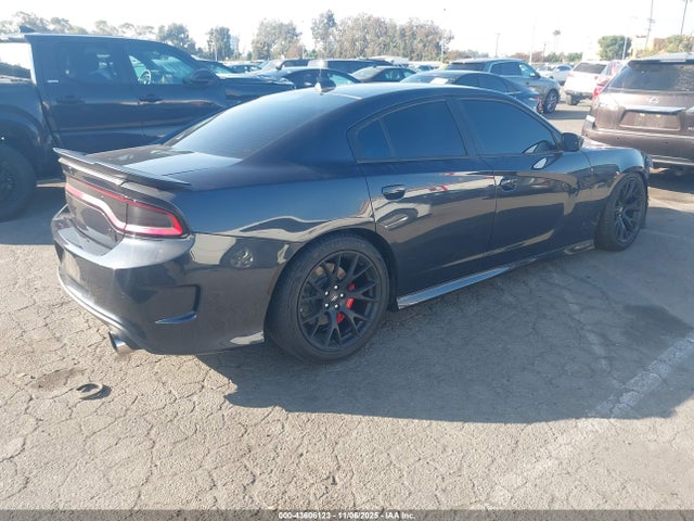 2C3CDXGJ8JH152411 Dodge Charger R/t Scat Pack Rwd