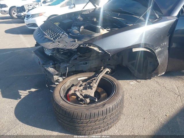 2C3CDXGJ8JH152411 Dodge Charger R/t Scat Pack Rwd