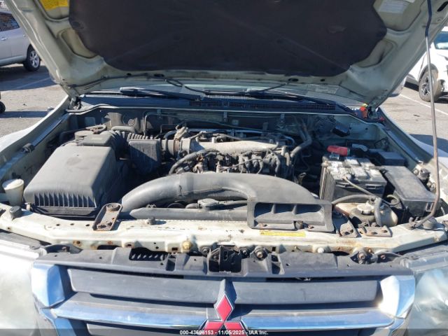 2001 MITSUBISHI MONTERO JA4MW51R31J029282 Photo 9