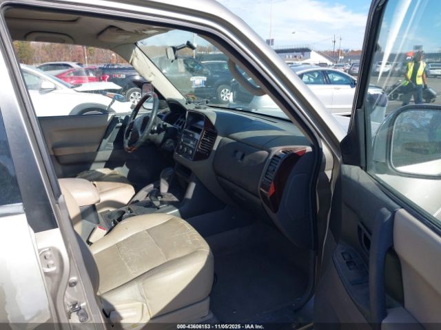 2001 MITSUBISHI MONTERO JA4MW51R31J029282 Photo 4