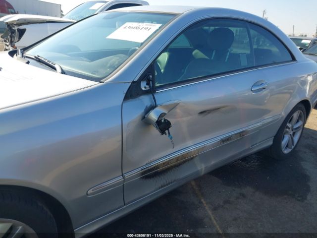 2008 MERCEDES-BENZ CLK 350 WDBTJ56H48F242253 Photo 5