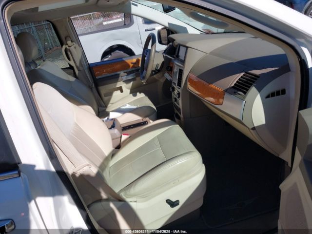 2009 CHRYSLER TOWN & COUNTRY 2A8HR64X69R601105 Photo 4