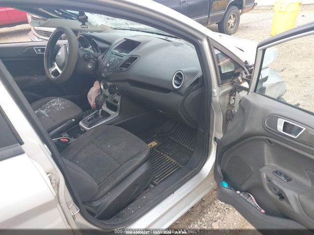 43606267 :رقم المزاد ، 3FADP4EJ9GM154984 vin ، 2016 Ford Fiesta Se مزاد بيع