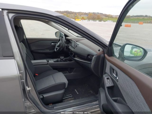 2021 NISSAN ROGUE JN8AT3BA0MW016807 Photo 4