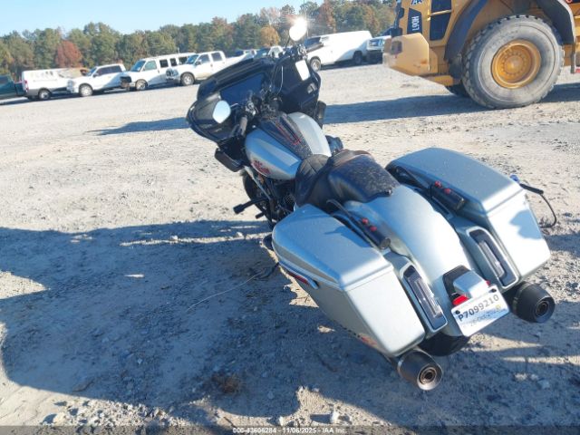 2025 HARLEY-DAVIDSON FLTRXSTSE 1HD1TL814SB957635 Photo 2
