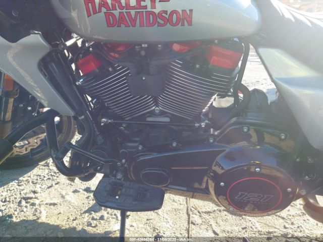 2025 HARLEY-DAVIDSON FLTRXSTSE 1HD1TL814SB957635 Photo 8