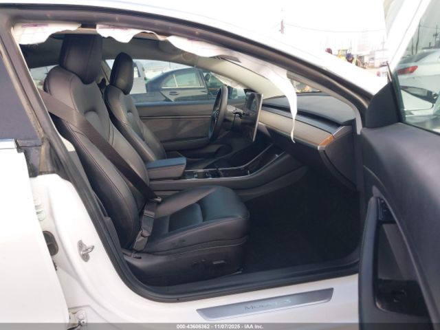 2020 TESLA MODEL 3 5YJ3E1EB1LF807728 Photo 4