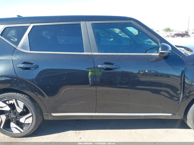 KNDJ53AUXP7854858 KIA Soul Gt-line