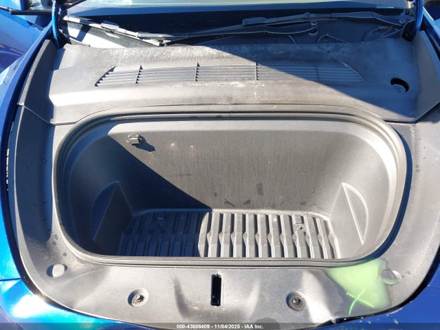 2023 TESLA MODEL Y 7SAYGDEEXPF822927 Photo 9