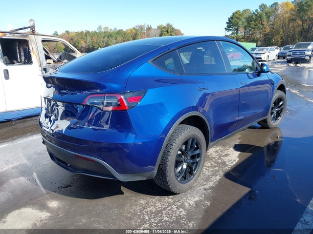2023 TESLA MODEL Y 7SAYGDEEXPF822927 Photo 3