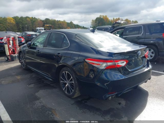 2019 TOYOTA CAMRY HYBRID 4T1B21HK9KU013920 Photo 2