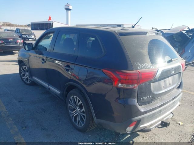 2016 MITSUBISHI OUTLANDER JA4AZ3A33GZ065400 Photo 2